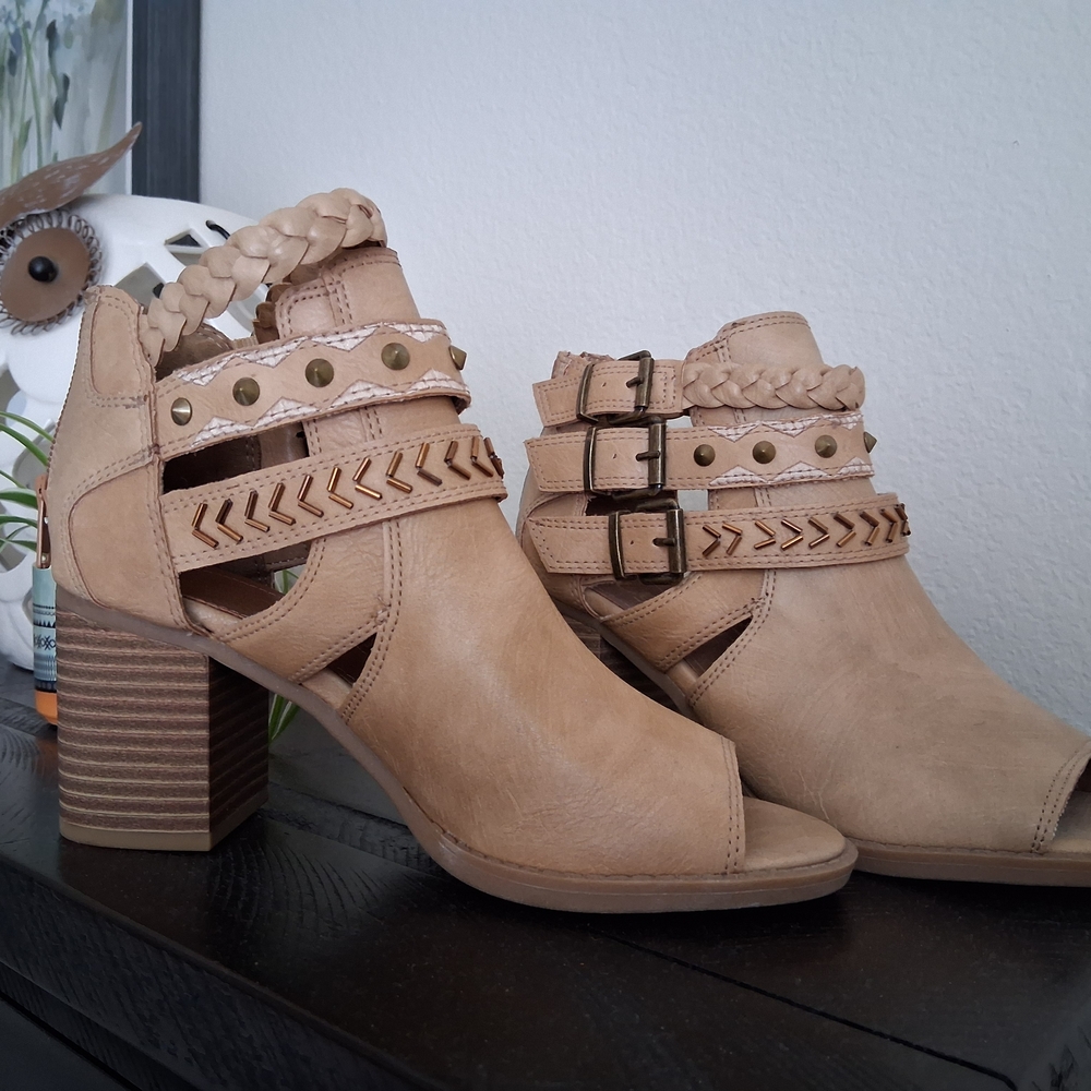 Braided Tan Ankle Boots